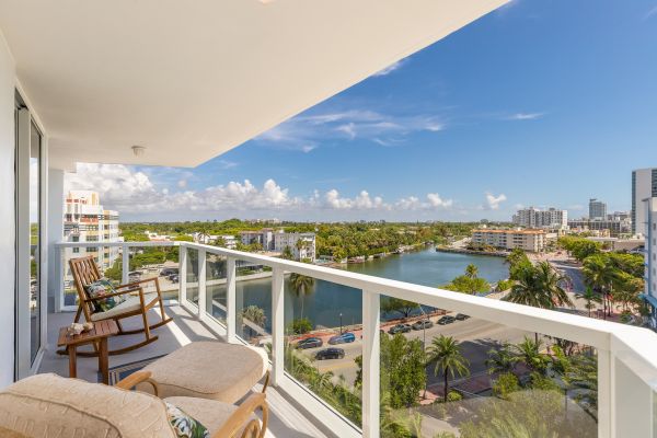 Cost of Balcony Construction in Elk Grove