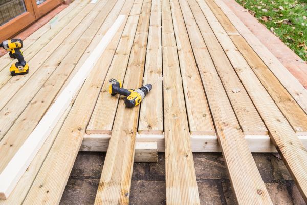 Cost of Damaged Deck Boards Repair in Elk Grove