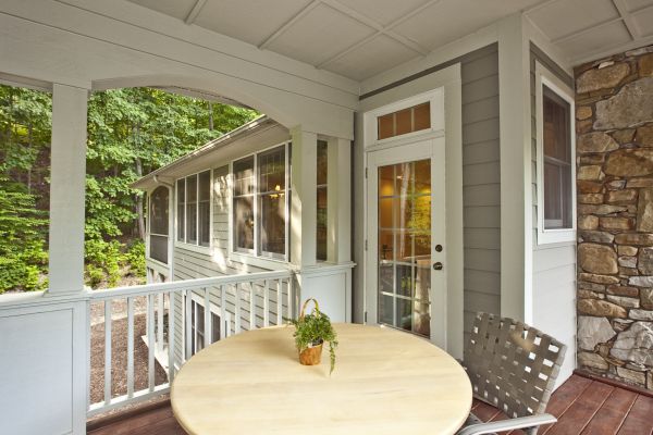 Cost of Covered Porch Installation in Elk Grove