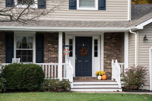Cost of Front Deck Construction in Elk Grove