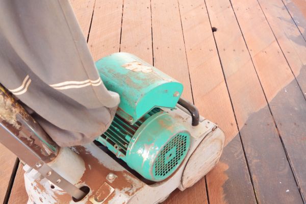 Cost of Cedar Deck Sanding in Elk Grove